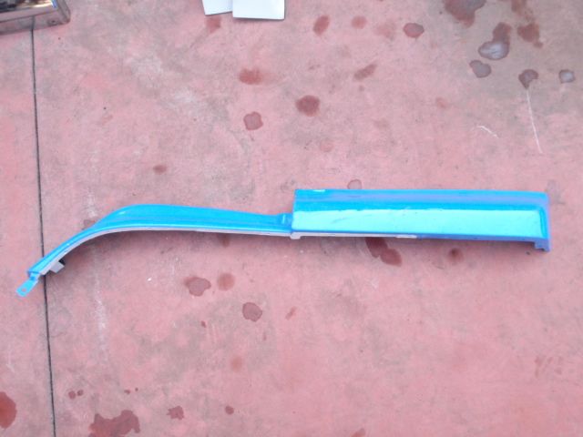 Fフェンダーパネル(左)