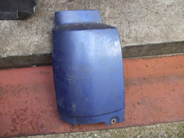 コーナーパネル(右)