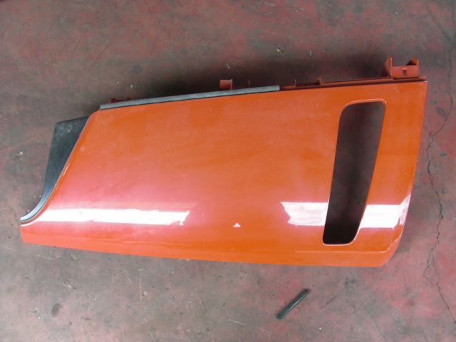 コーナーパネル(右)