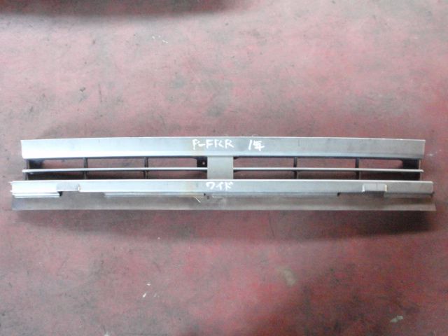 ラジエーターグリル