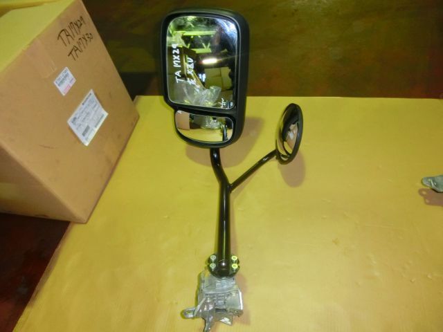 サイドミラーAy(左)