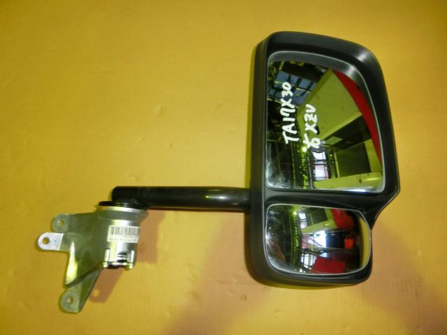 サイドミラーAy(右)