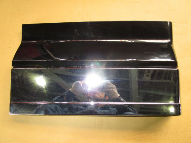 Fフェンダーパネル(左)