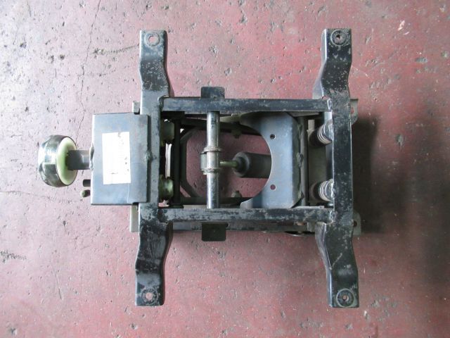 シートブラケット