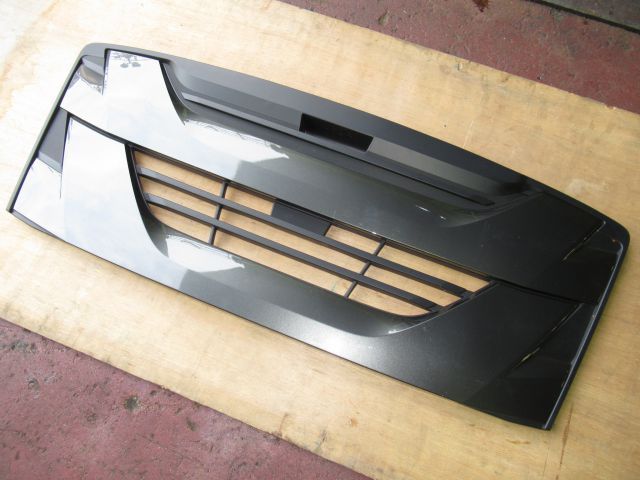 ラジエーターグリル