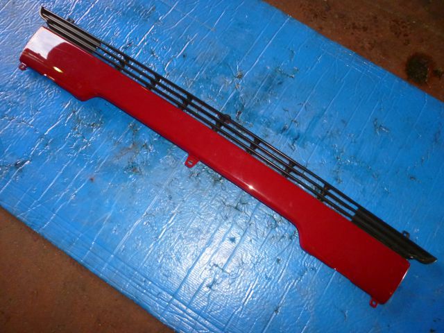 ラジエーターグリル