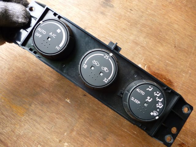 エアコンパネル