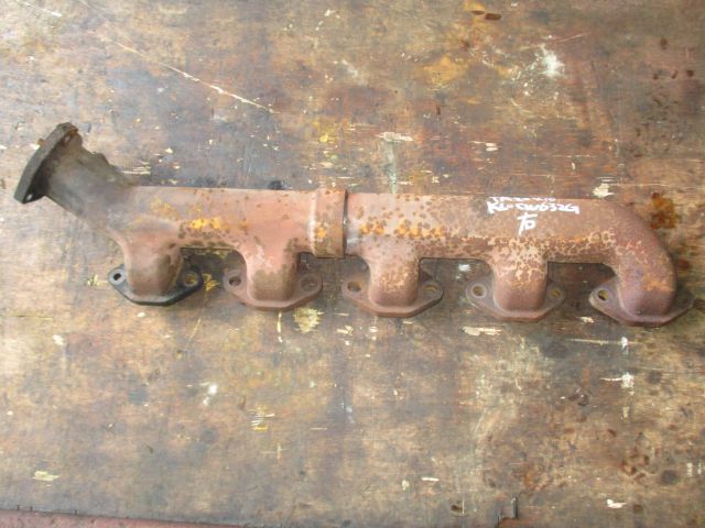 エキゾーストマニホールド