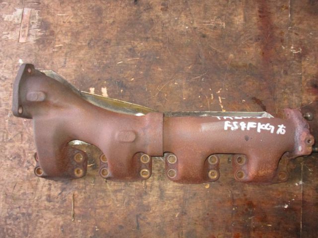 エキゾーストマニホールド