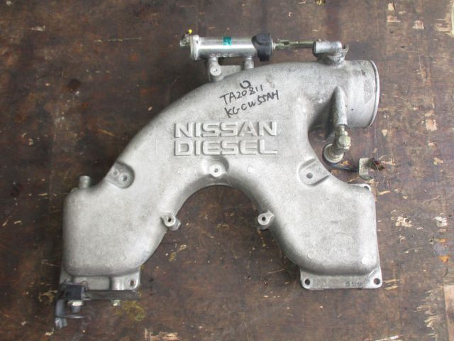 インレットマニホールド