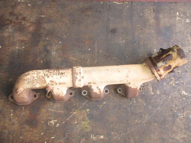 エキゾーストマニホールド