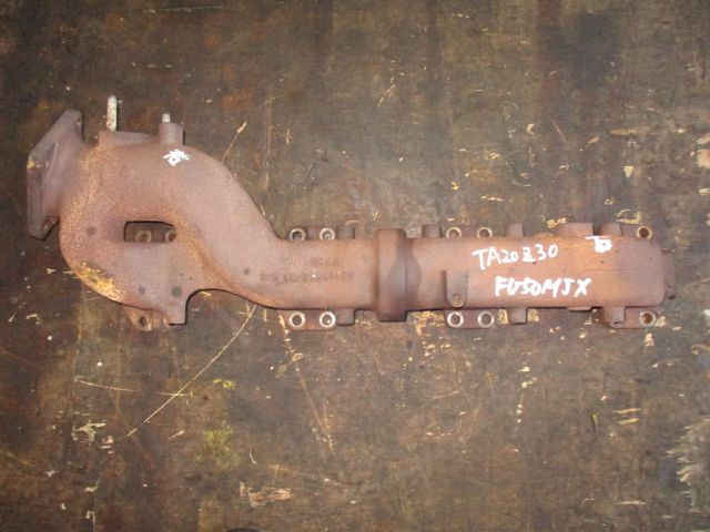 エキゾーストマニホールド