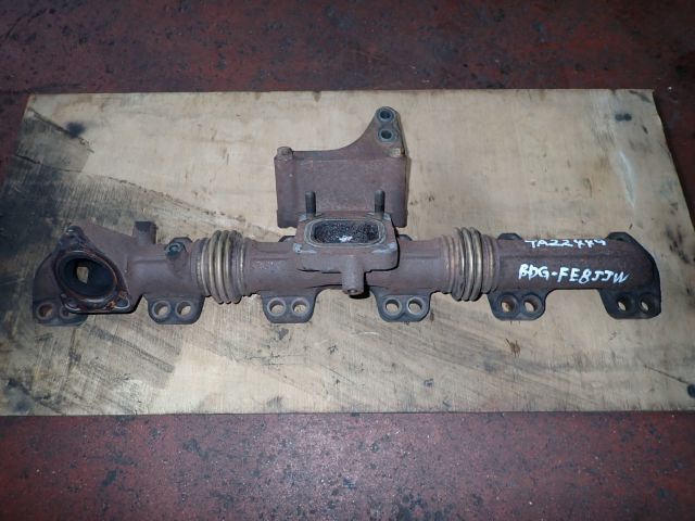 エキゾーストマニホールド