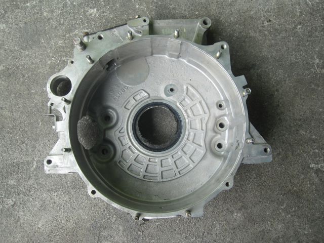 フライホイルハウジング