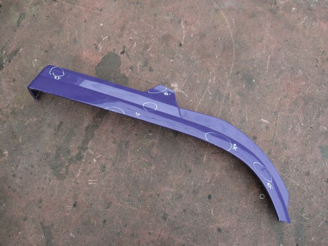 Fフェンダーパネル(右)