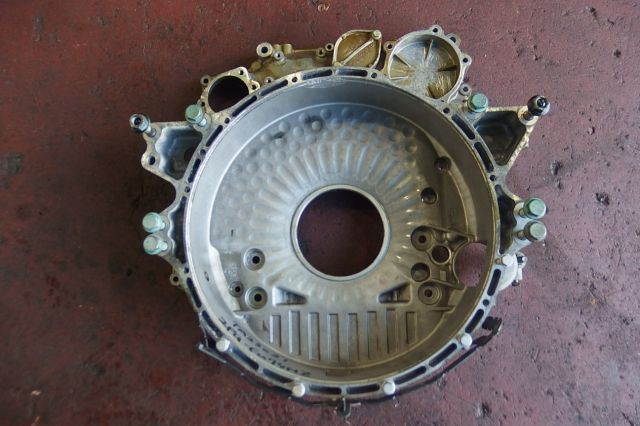 フライホイルハウジング