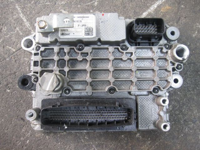 エンジンコンピューター