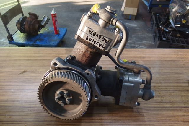 エアーコンプレッサー