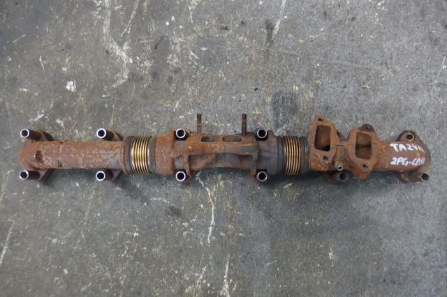 エキゾーストマニホールド