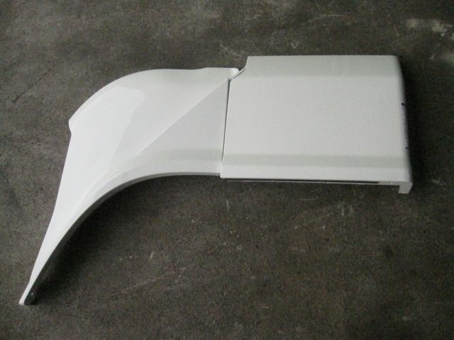 Fフェンダーパネル(左)