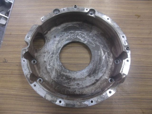 フライホイルハウジング