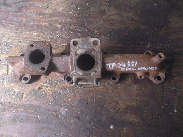 エキゾーストマニホールド