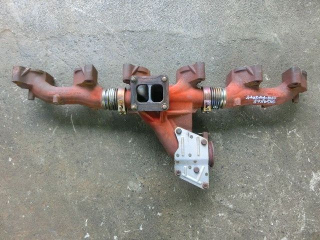 エキゾーストマニホールド