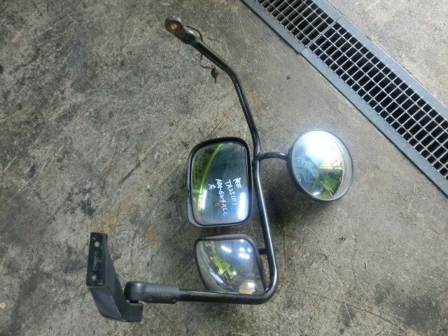 サイドミラーAy(左)
