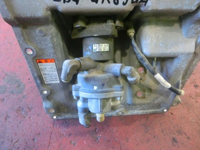 ブレーキバルブ