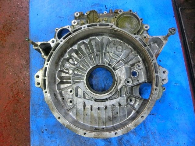 フライホイルハウジング