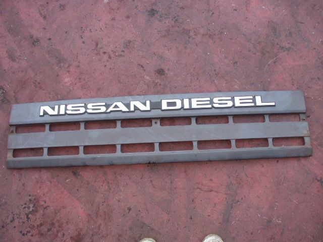 ラジエーターグリル