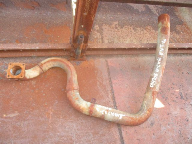 マフラーパイプ