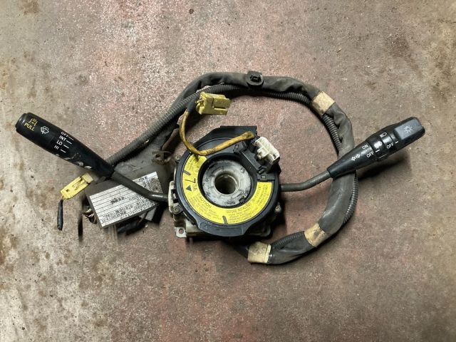 コンビネーションスイッチ