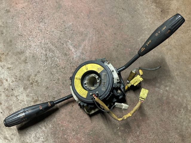 コンビネーションスイッチ