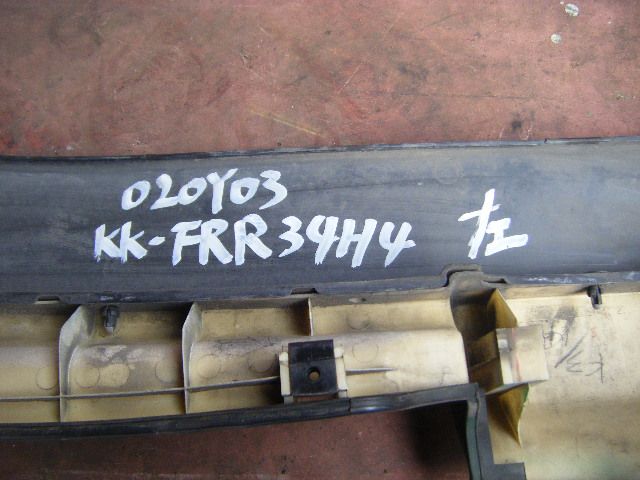 Fフェンダーパネル(左)