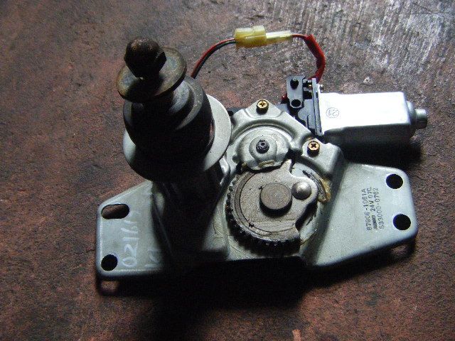 ミラーモーター(左)