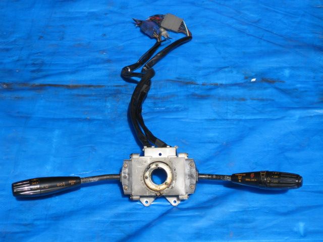 コンビネーションスイッチ