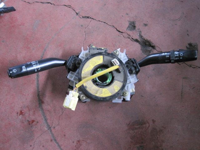 コンビネーションスイッチ