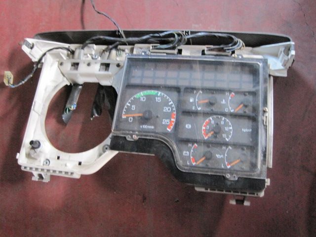 コンビネーションメーター