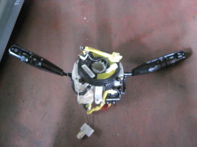 コンビネーションスイッチ