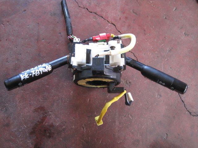 コンビネーションスイッチ