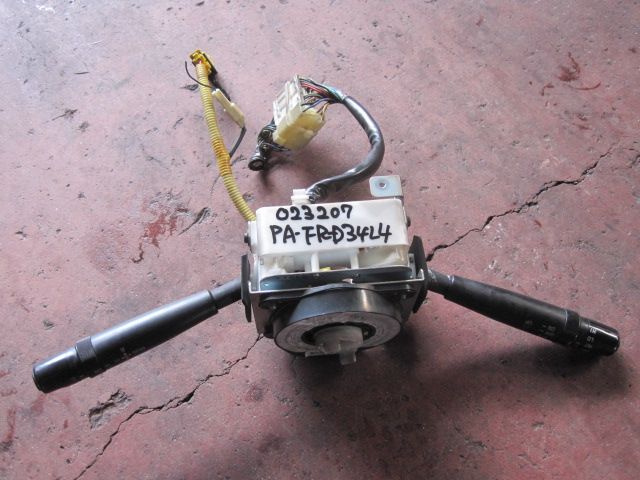 コンビネーションスイッチ