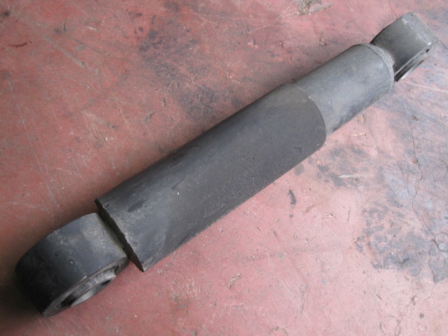 ショックアブソーバー(後左)