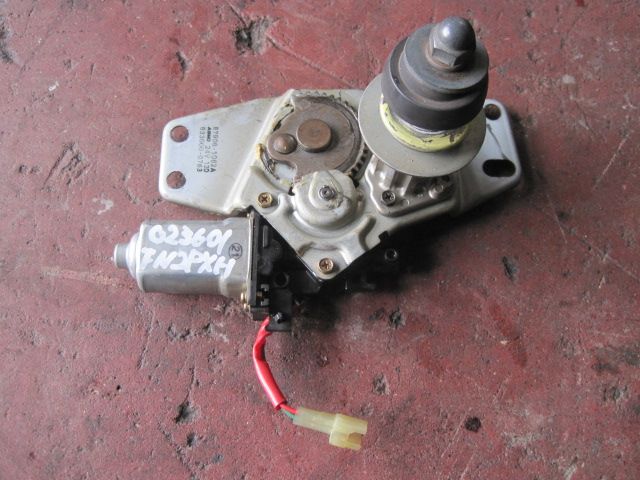 ミラーモーター(左)