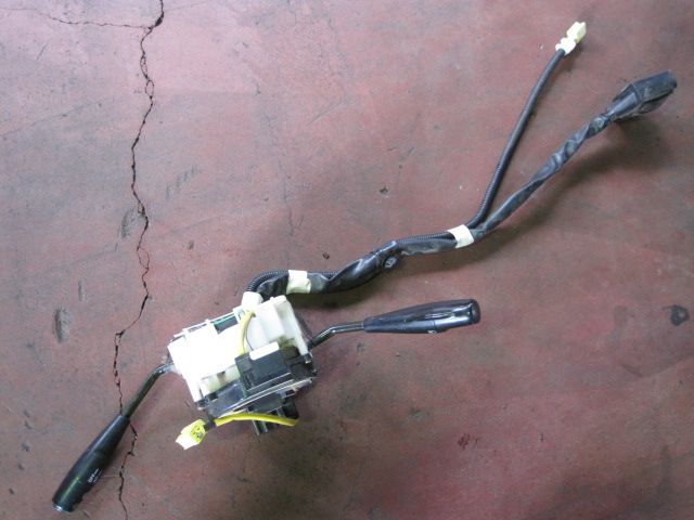 コンビネーションスイッチ