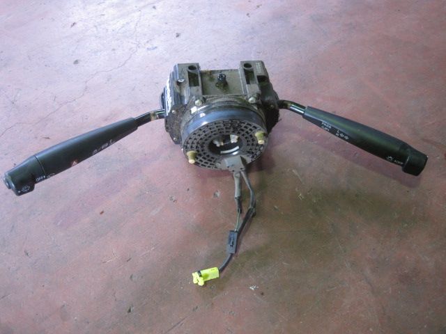 コンビネーションスイッチ