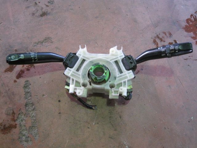 コンビネーションスイッチ