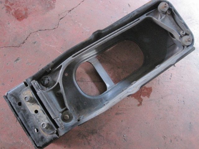 ライトステイ(左)