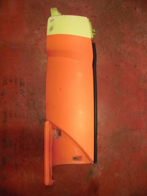 コーナーパネル(右)