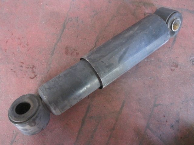 ショックアブソーバー(後左)